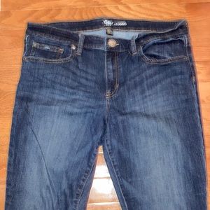 Dark wash GAP Skinny Jeans/Jeggings